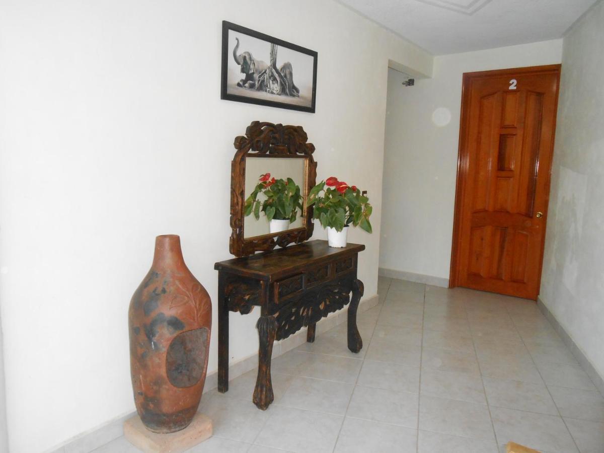 Hotel Posada Don Vasco อิกซ์มีกิลปัน ภายนอก รูปภาพ